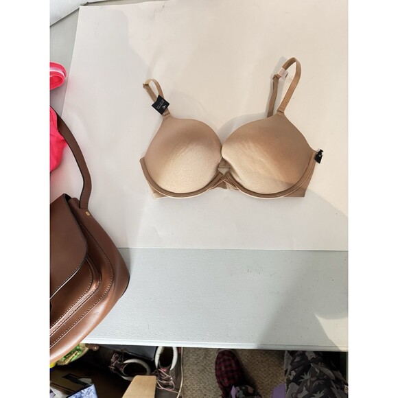 Ambrielle Bra 34D Beige Push Up Plunge Underwire Adjustable Straps NWT RN93677 - Picture 2 of 9